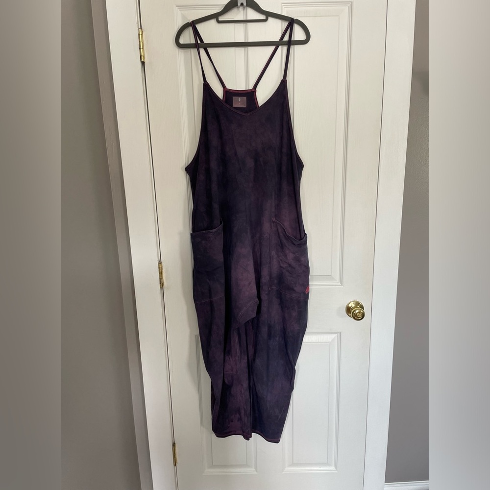 FP Hotshot Onesie Size M